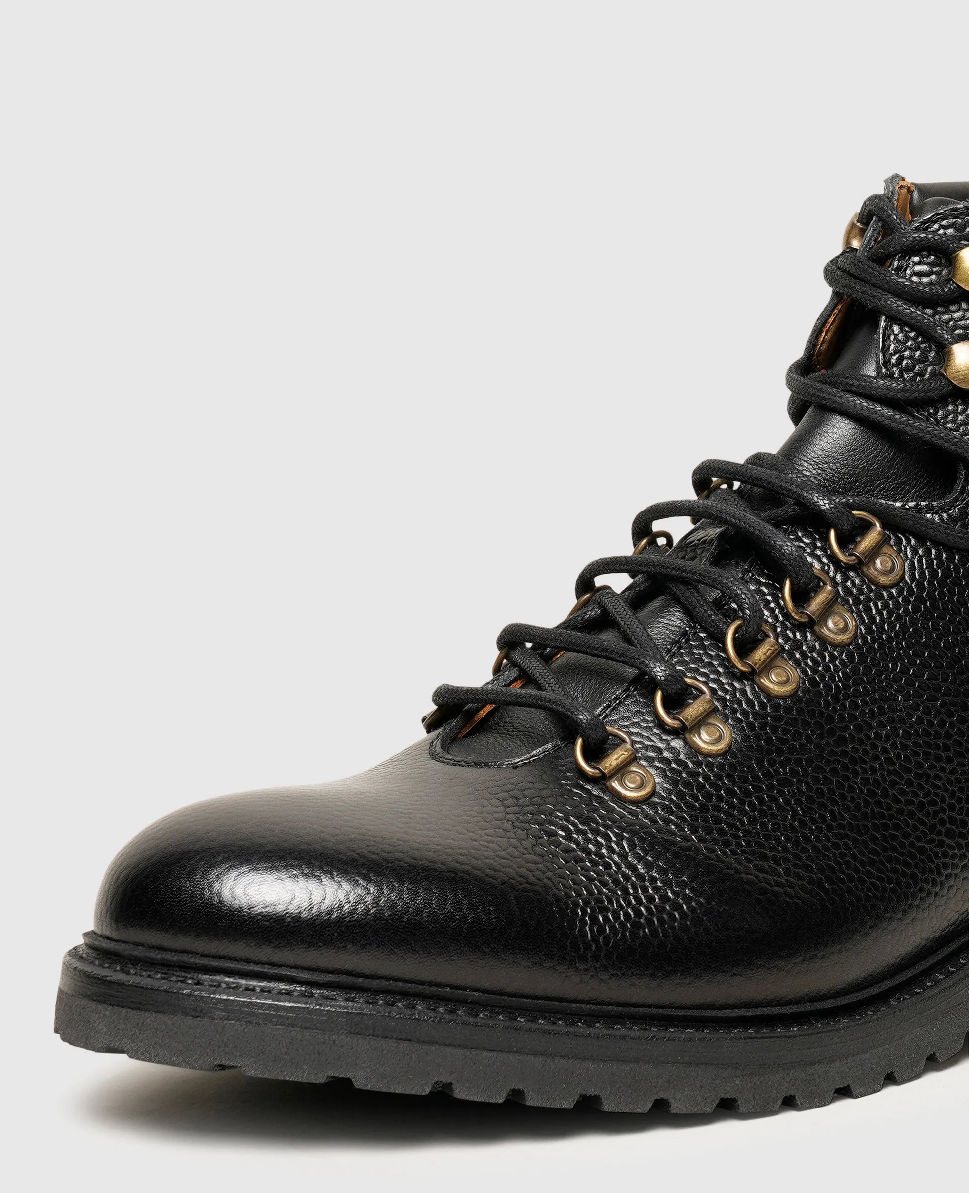 Barkley HB - Black