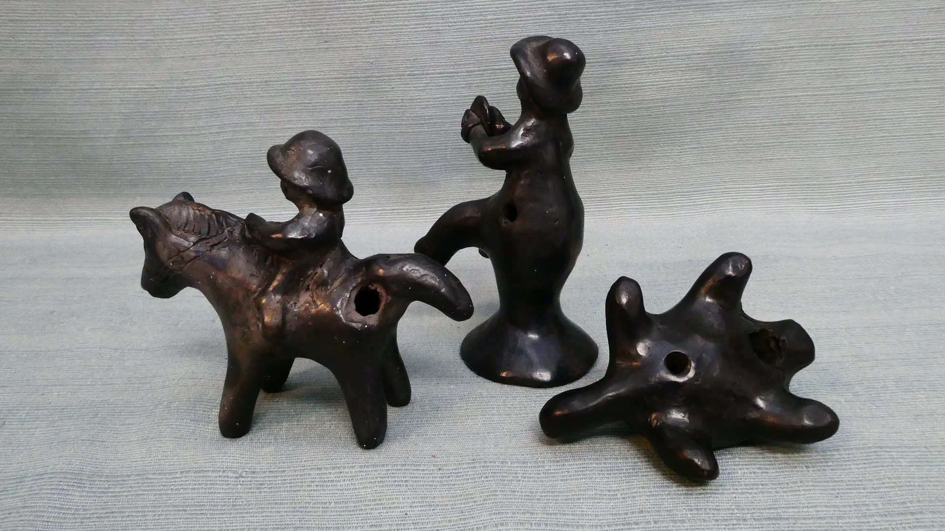 Set of 3 Mexican Black Pottery Whistle Figures - Good Condition